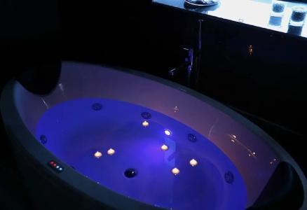 Etna Suite Group - 252