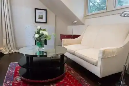 Stonehurst Place Bed & Breakfast - 104