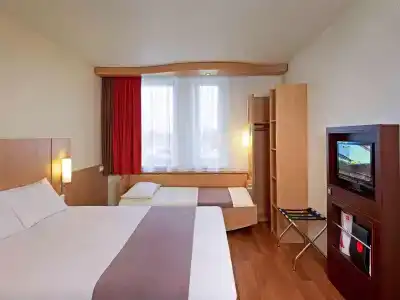 Ibis Kraków Stare Miasto - 3