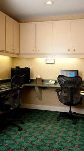 Hilton Garden Inn - 28