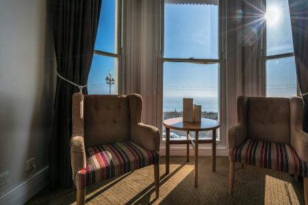 Queens & Spa - 18