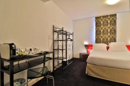 Kyriad Frejus - Centre - 59