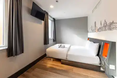 easyCardiff - 1