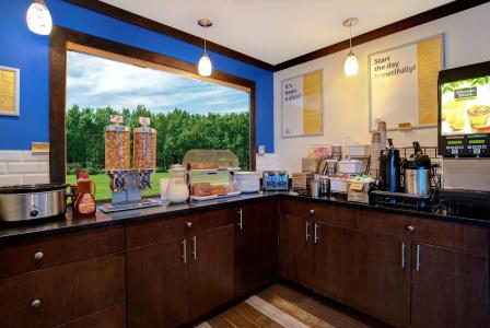 Days Inn by Wyndham - 21