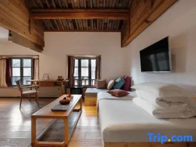 Arro Khampa by Zinc Journey Lijiang - 95