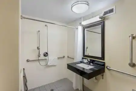 Best Western North - 39
