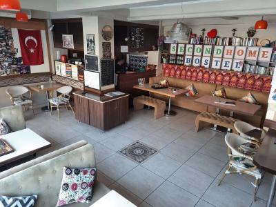 Second Home Hostel - 25