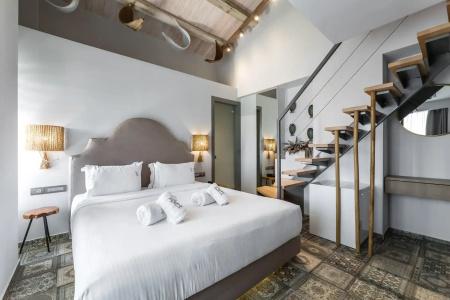 Blue Carpet Luxury Suites - 152