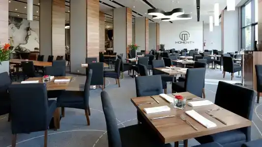 Warsaw Plaza - 21