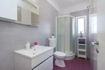 The Whitehouse Apartment - 113