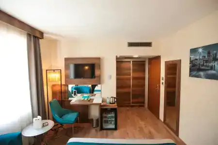 The Life & Spa - 75