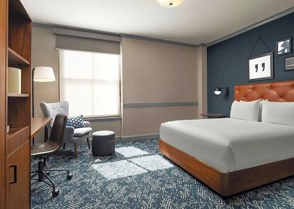 Four Points by Sheraton Downtown - 20