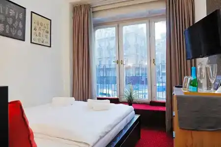 Maverick Hostel & Ensuites - 49