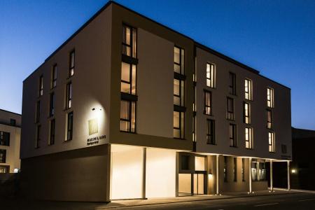 Maximilians Boutique-Landau - 30