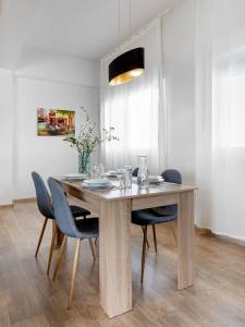 Thisean Modern Suites By Athens Stay - 22