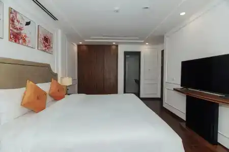 Jade Ha Long - 3