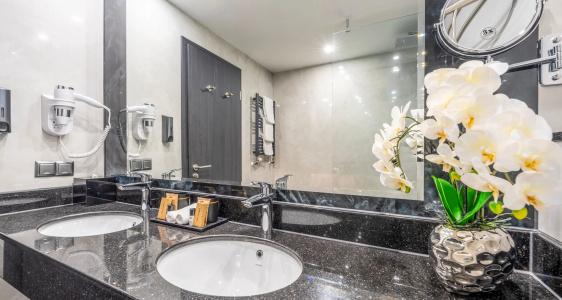 Plaza Schwerin; Sure Collection By Best Western - 218