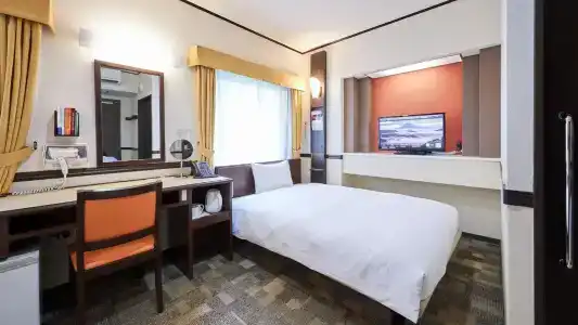 Toyoko Inn-eki Nishiguchi Hiroba - 36
