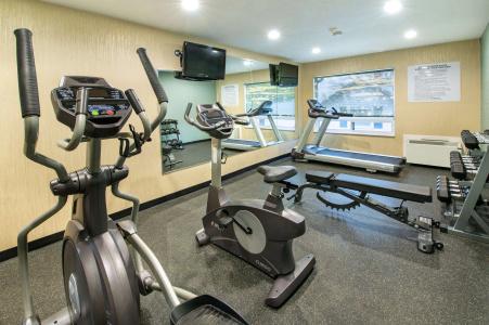 Quality Inn - 18