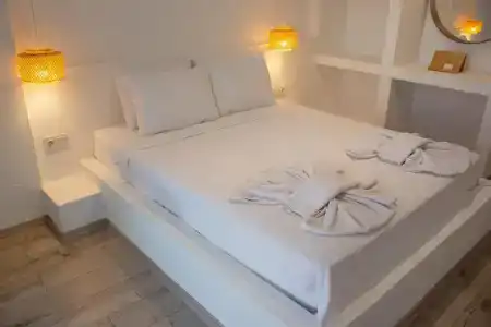 Aloha Suites - 60