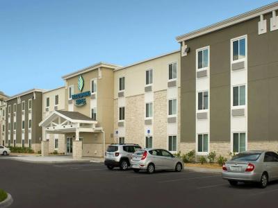 WoodSpring Suites Orlando Airport - 18
