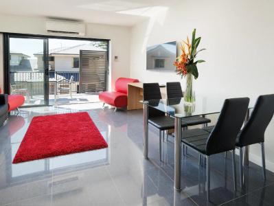 Cardiff Executive - 20