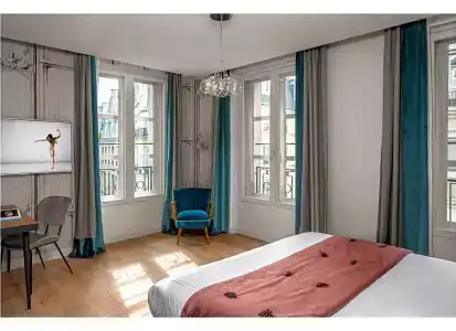 Lyric Paris Opera - 120