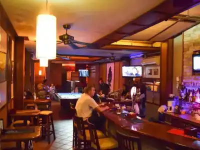 Bar Oz Riverside - 9