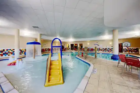 Hampton Inn & Suites-Bricktown - 28