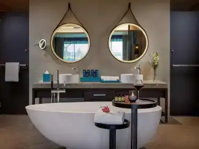 Pullman Phu Quoc Beach Resort - 8