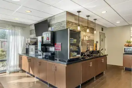 Best Western Plus - 31