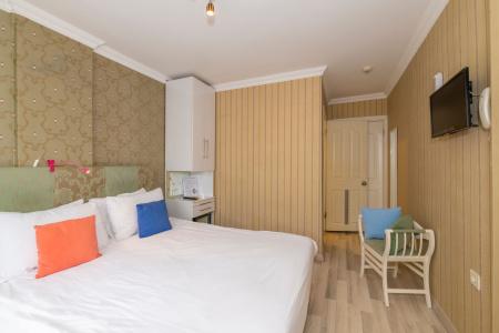Walnut Shell & Spa - 42