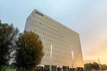 Radisson & Suites Amsterdam South - 0