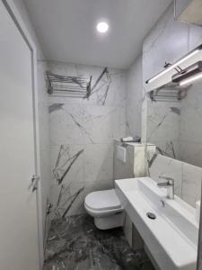 Himara 28 - 45
