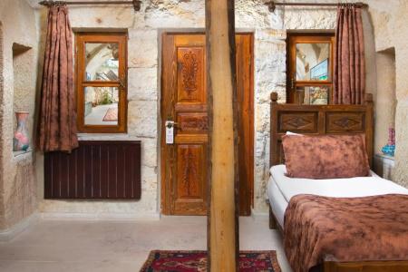 Romantic Cave - 15
