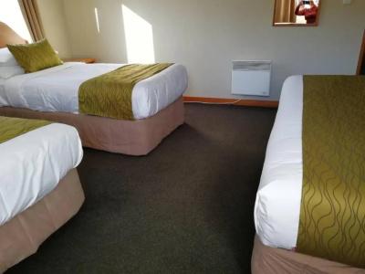 Allan Court - 109