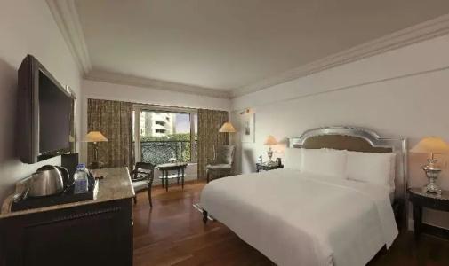 Hilton Mumbai International Airport - 51