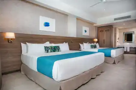 Serenade Punta Cana Beach & Spa Resort - 3
