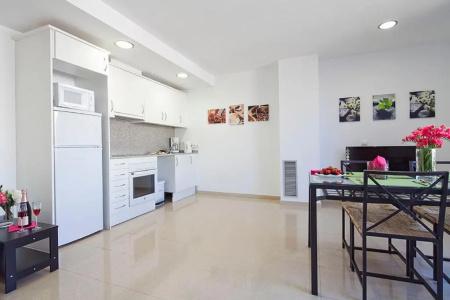 Charmsuites Paralel - 98