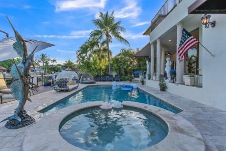 Breakaway Inn - 12