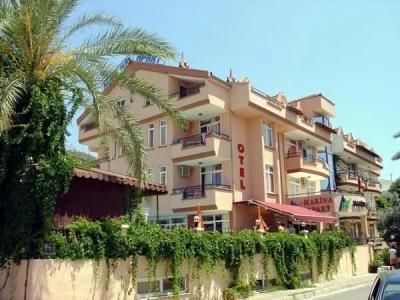 Marina Apart - 35