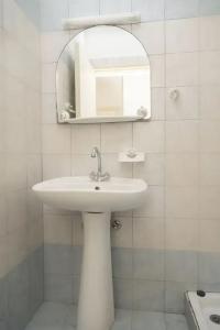 Sunset Studios & Apts - 21