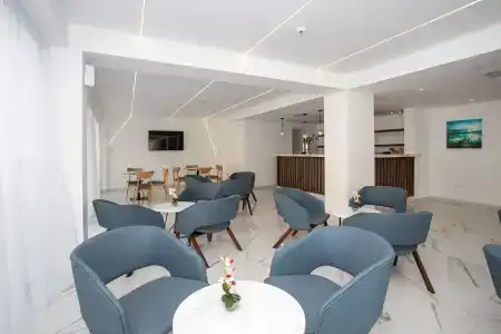 Best Western Plus Larco - 12