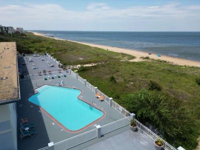 Best Western Plus Holiday Sands Inn & Suites - 22