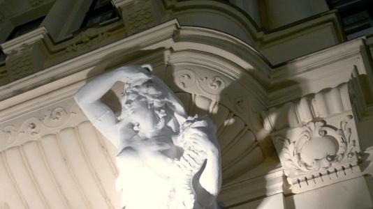 zur Wiener Staatsoper - 15