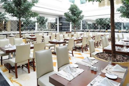Holiday Inn Bur Dubai - Embassy District - 20