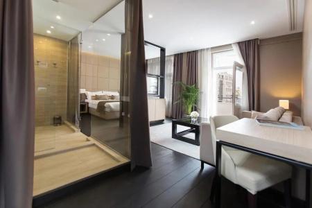 Dominic Smart & Luxury Suites - Republic Square - 54