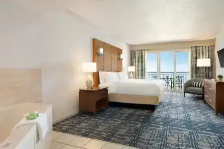 Holiday Inn & Suites, An Ihg - 138
