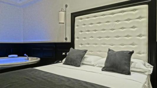 Vaticano Royal Suite Guest House - 88