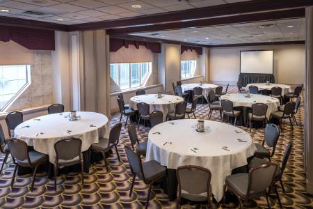 Hilton Netherland Plaza - 23